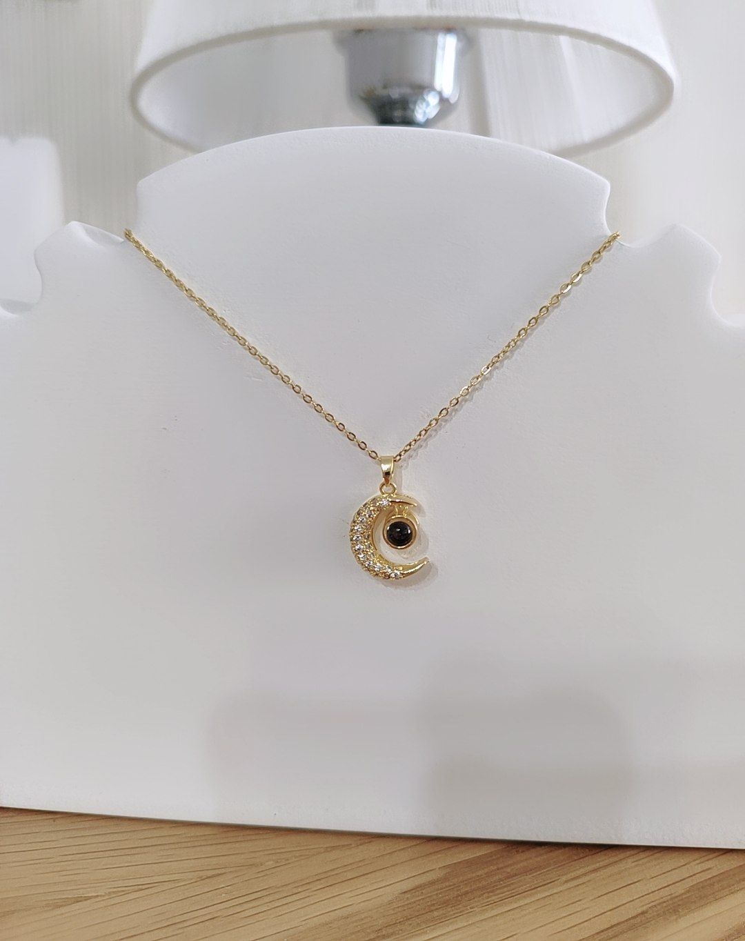 گردنبند ماه عشق