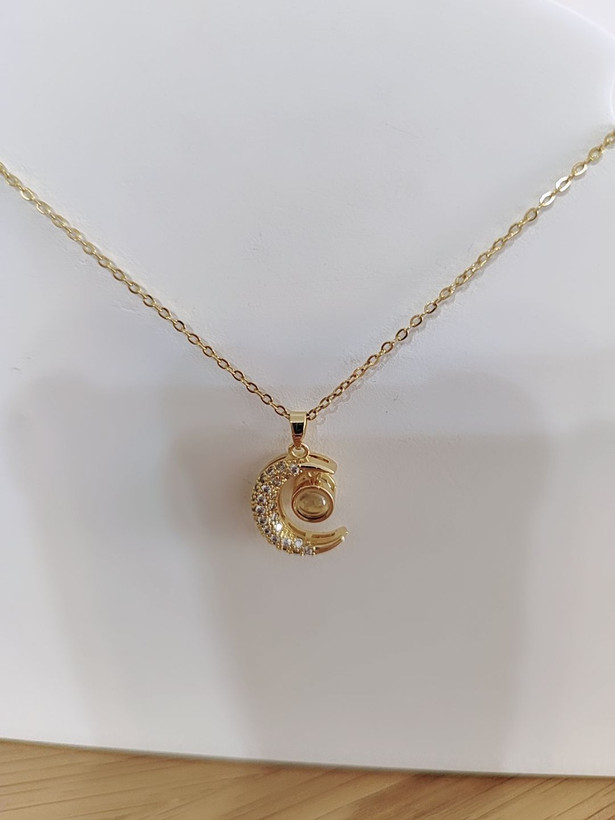 گردنبند ماه عشق